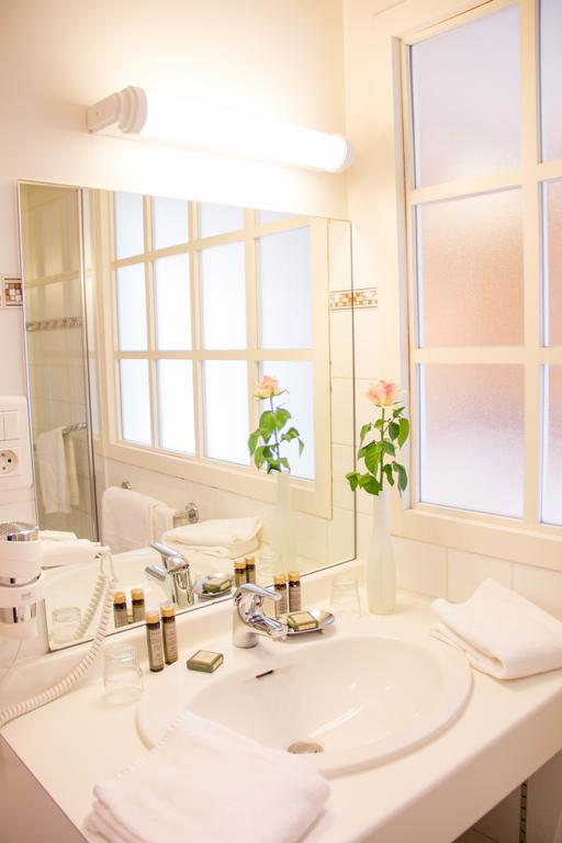 Maison d'Hôtes l'Escale Bains-les-Bains Extérieur photo